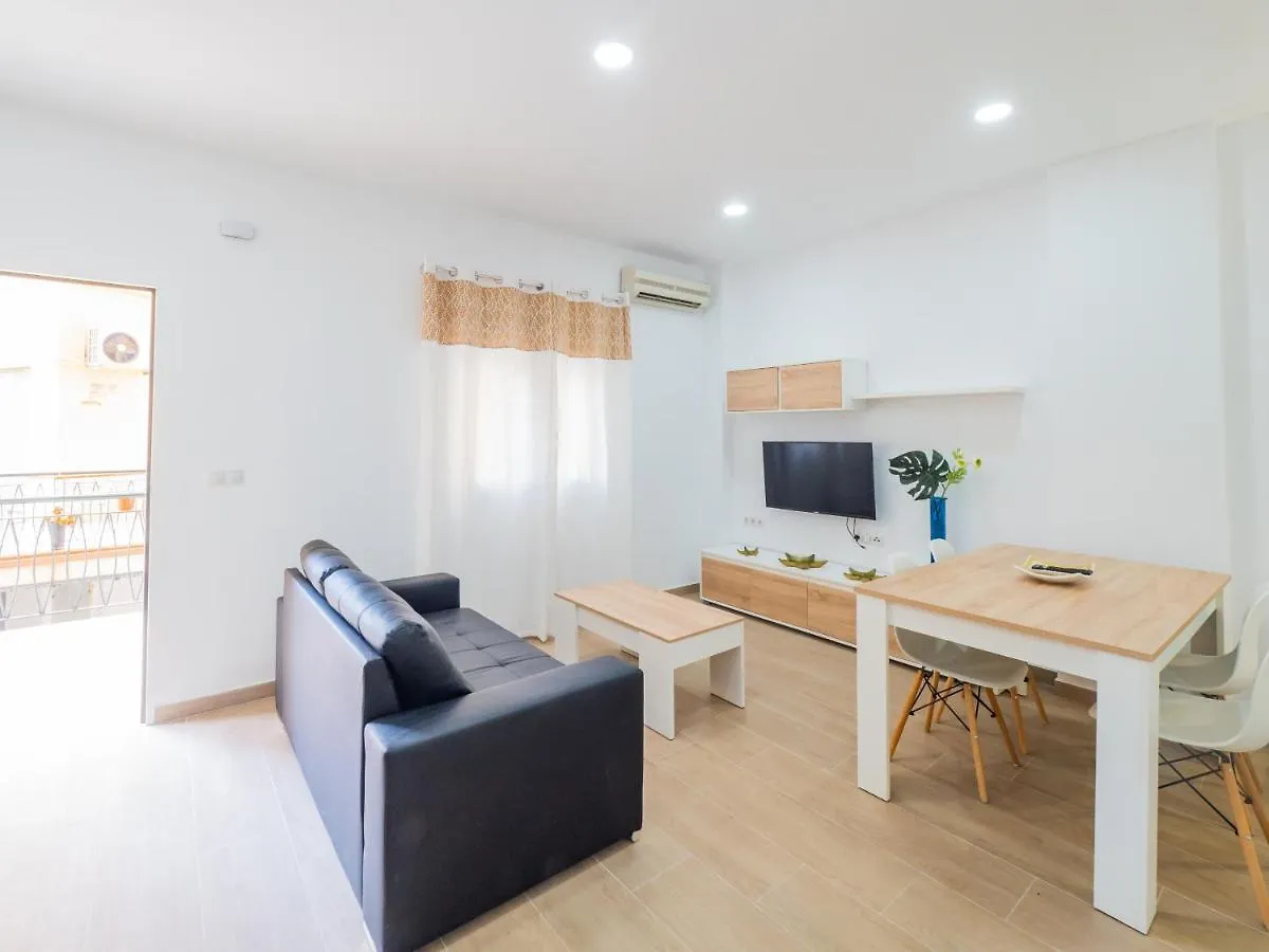 Cubo'S Urban Studio Turisbelen Malaga