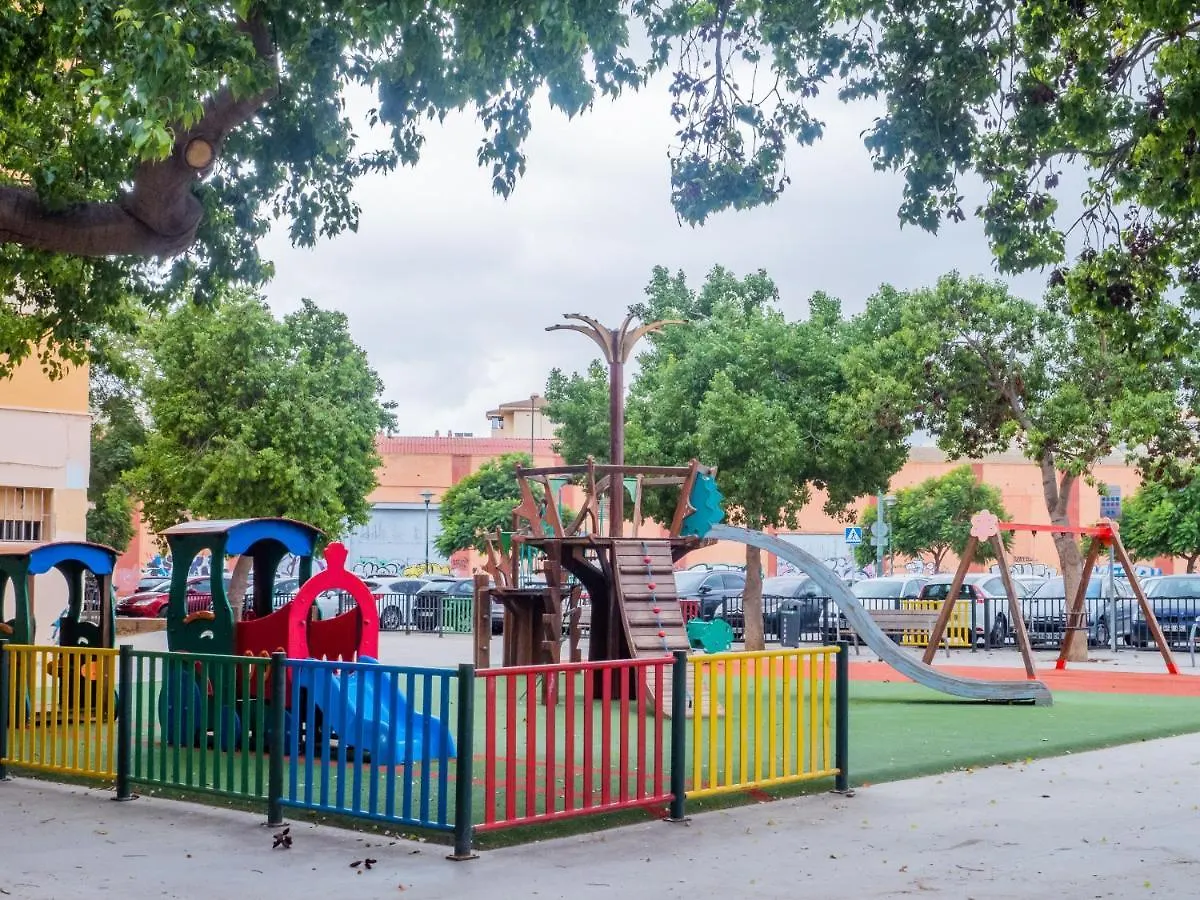 Cubo'S Urban Studio Turisbelen Malaga